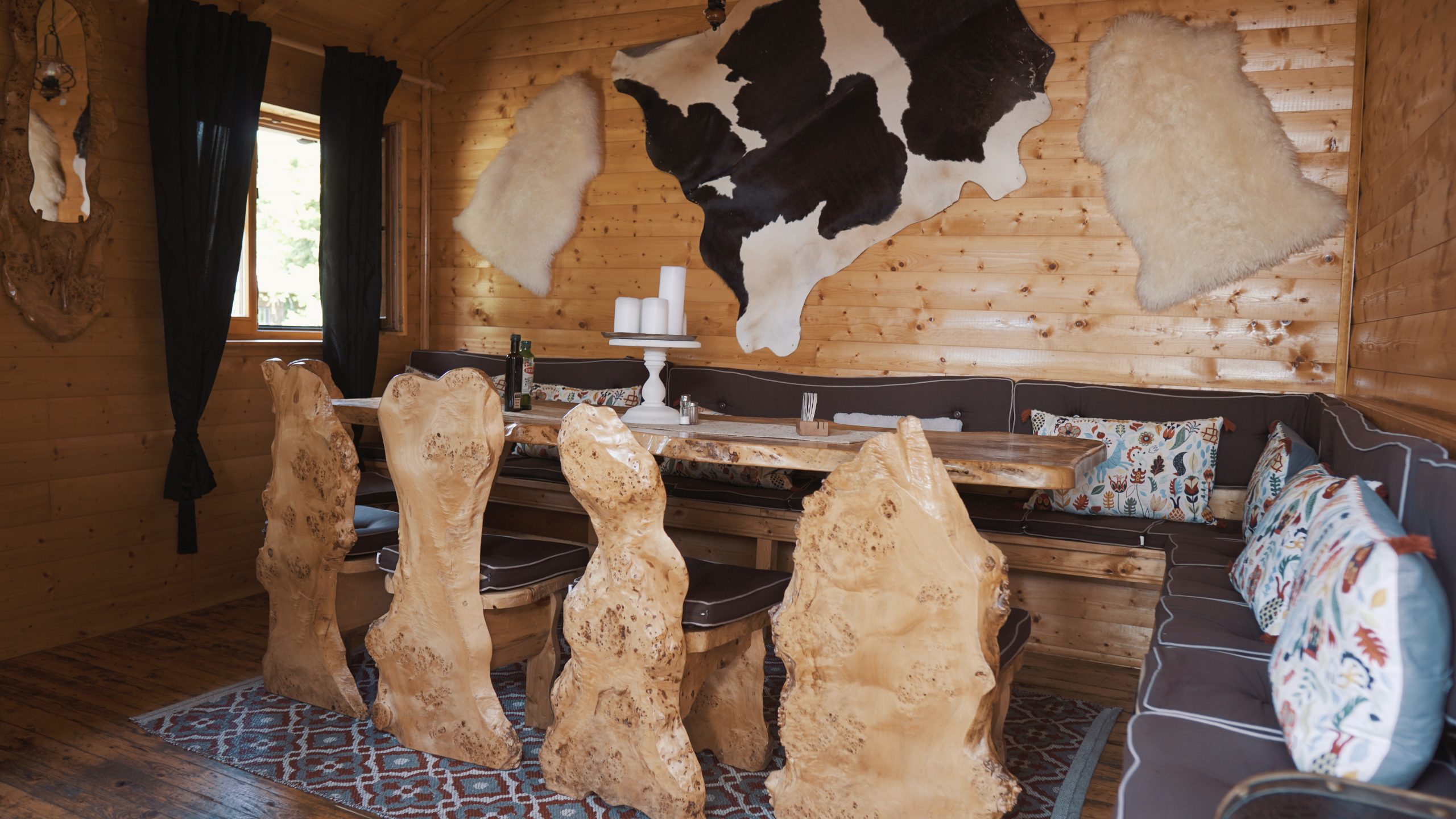 Atmosphärischer Sitzbereich im Moosacher Paradies